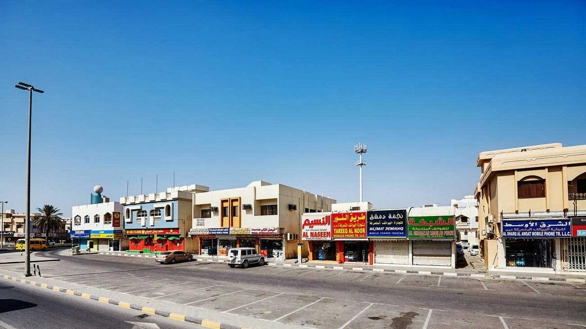 Parking, Sharjah, reserve parking, phone, Sharjah Smart Parking, Sharjah City Municipality