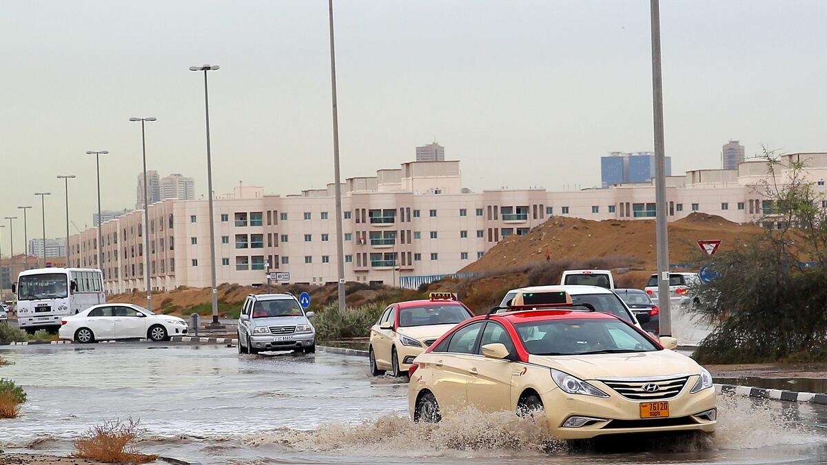 UAE motorists told to be wary about likely rain