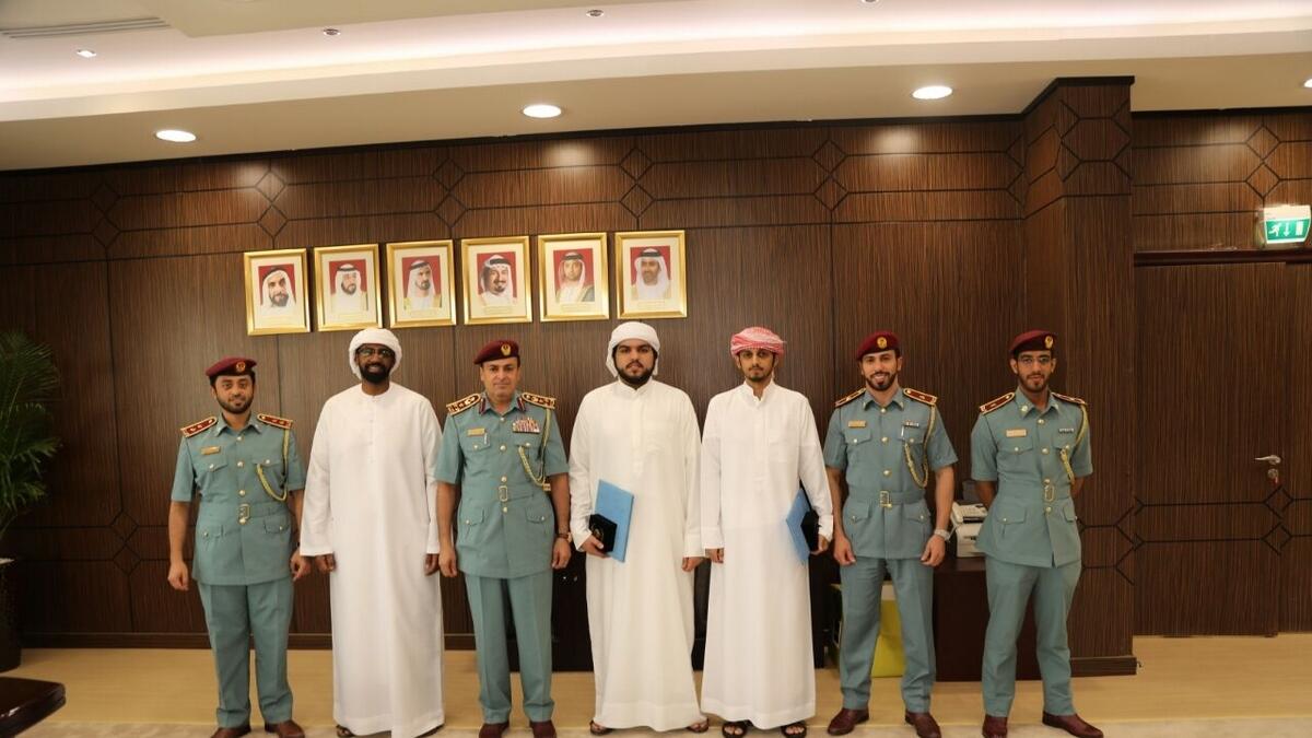 Two Emiratis honoured for saving 100 workers, girl in fire incidents 