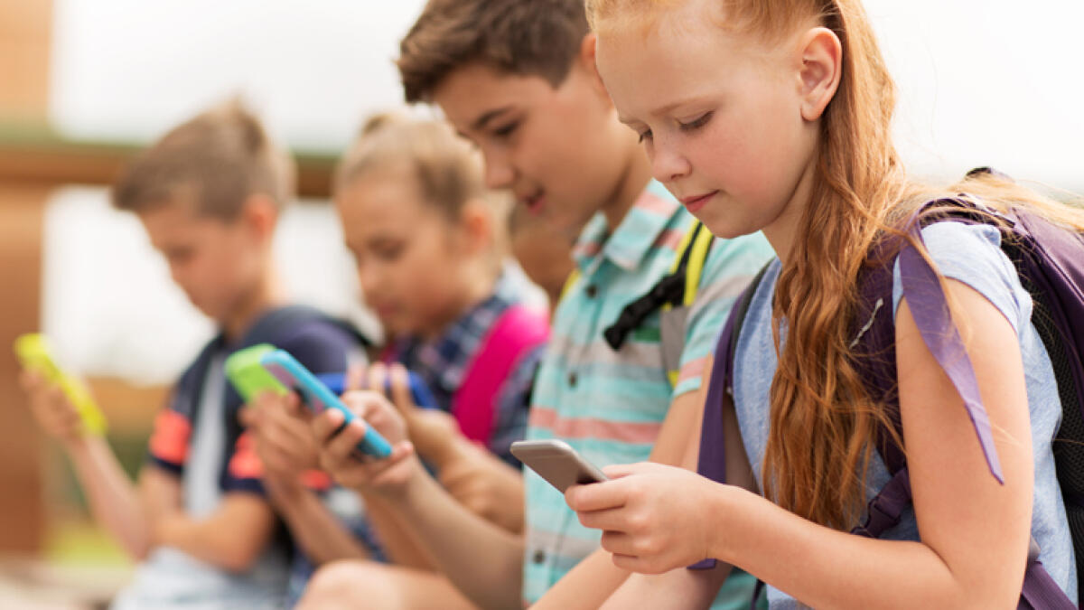 UAE parents support ban on smartphones for children