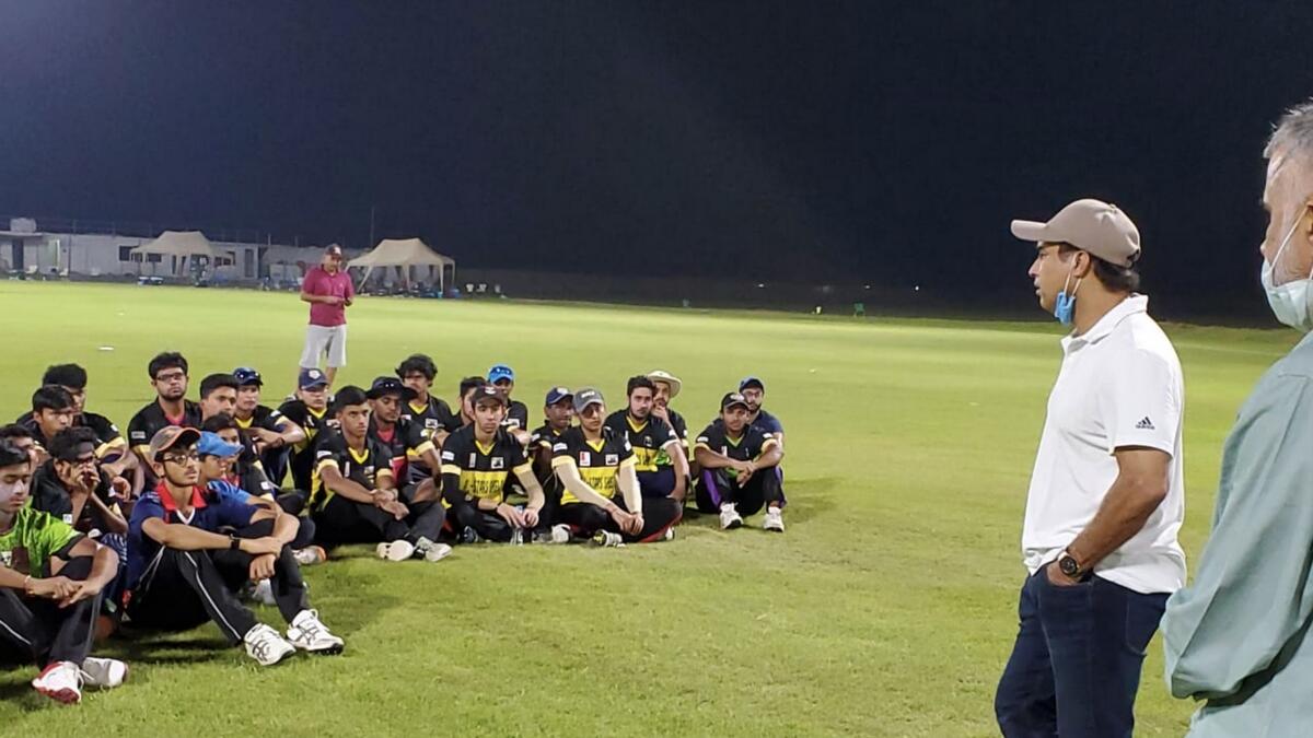 The UAE coach Robin Singh talks to youngsters at the All Stars Shield tournament. (Supplied photo)