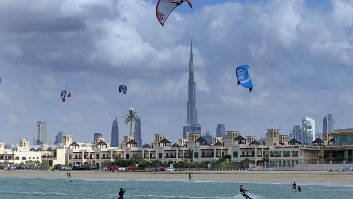 Cloudy day with warning of blowing dust, strong winds in UAE