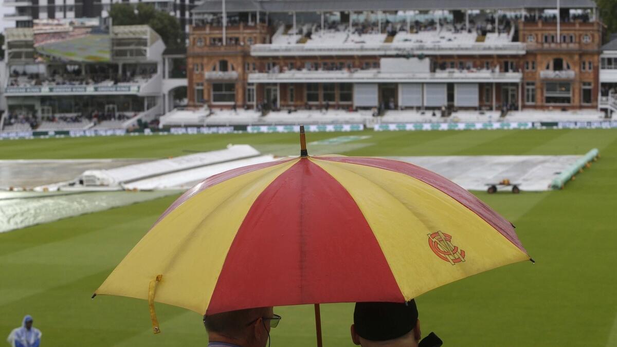 Archer strikes as Australia slump before rain intervenes again in second Ashes Test