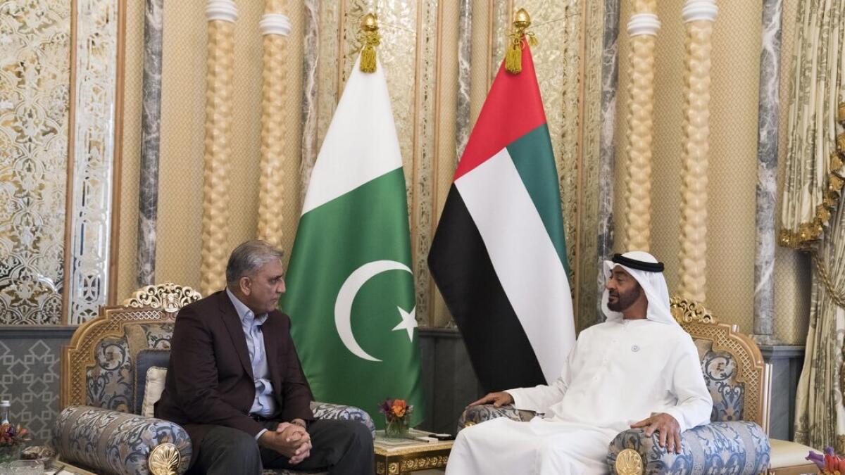 Video: Sheikh Mohamed receives Pakistan Army chief in UAE