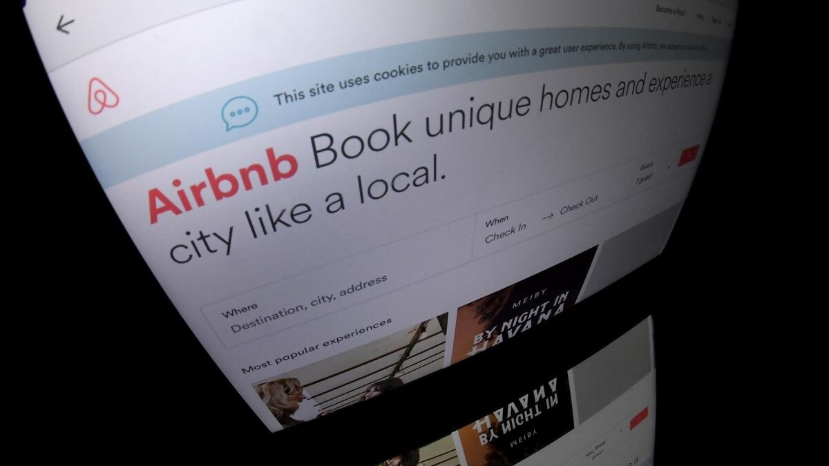 Hotels and airlines, beware of Airbnb