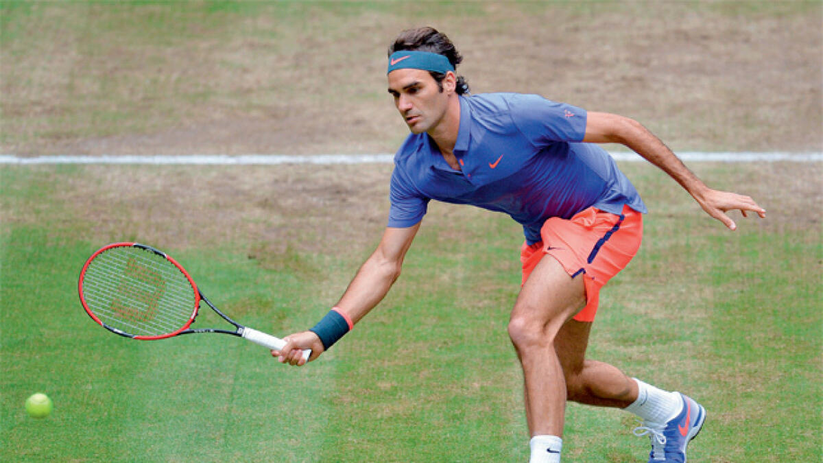 Federer to face Seppi in Halle final