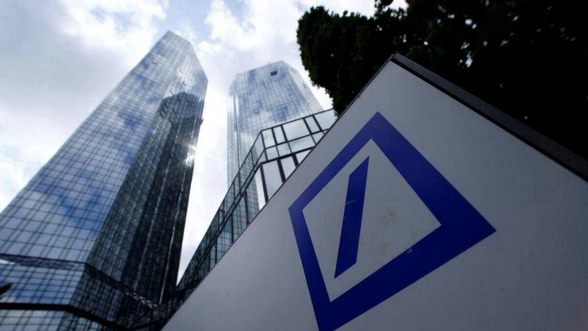Deutsche Bank says to slash 18,000 jobs by 2022