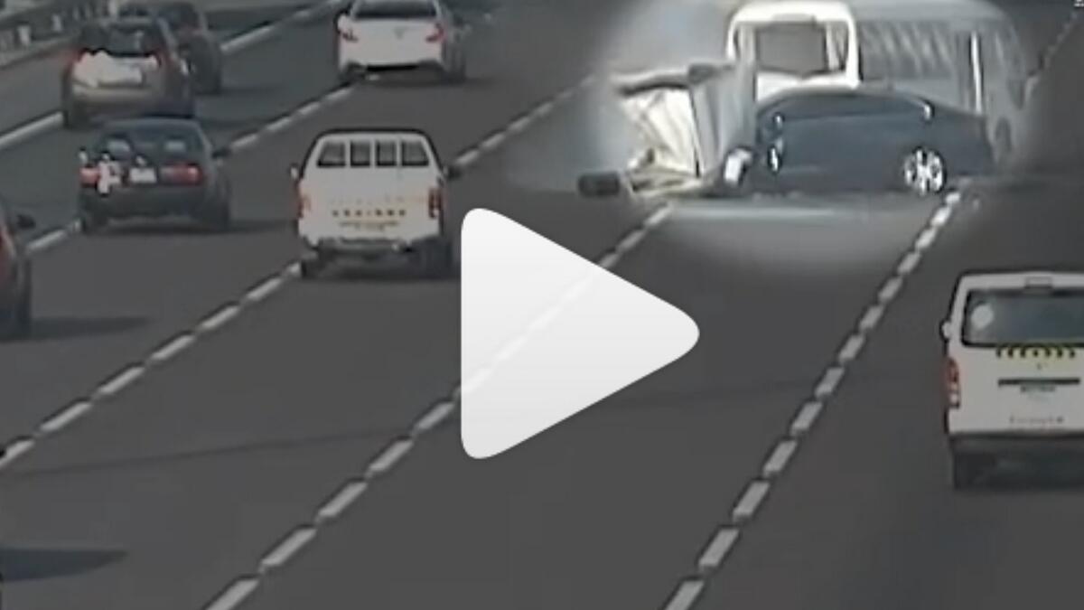 Video: Speeding driver crashes into minibus on UAE highway  