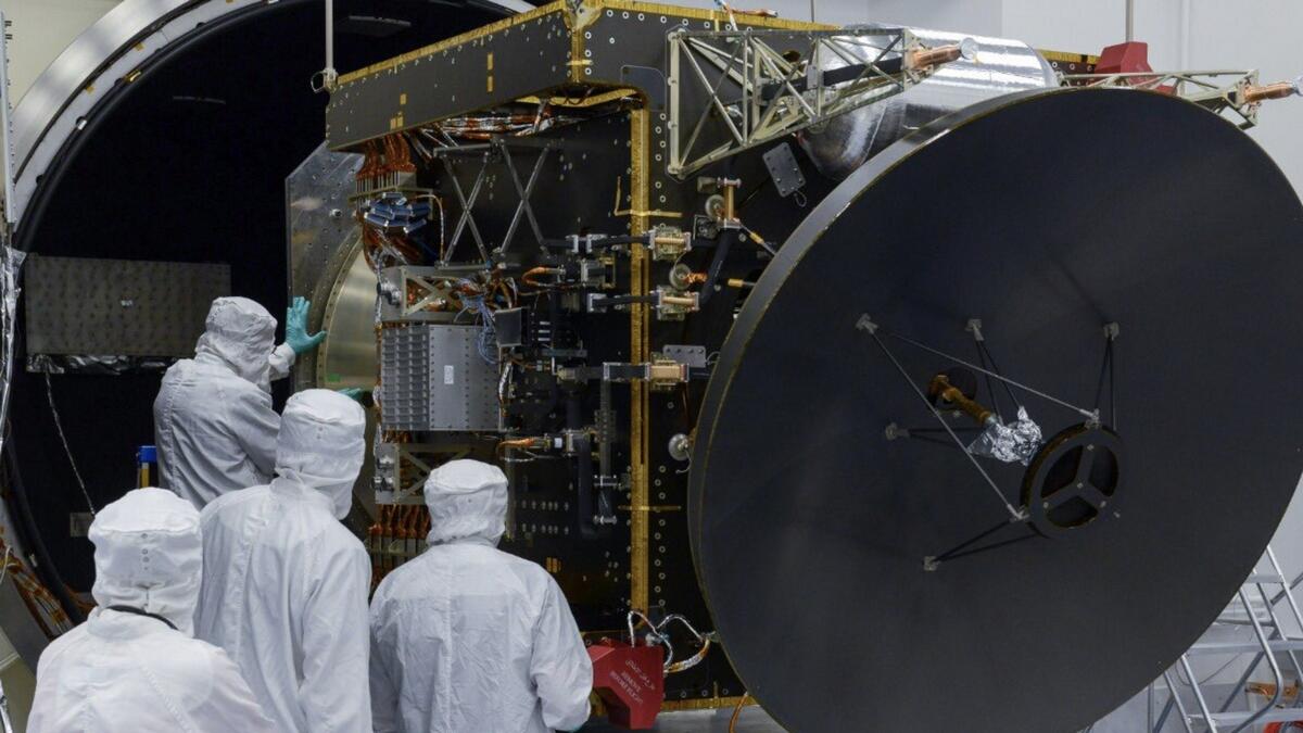 Mars, catch, UAE Hope probe, launch, live