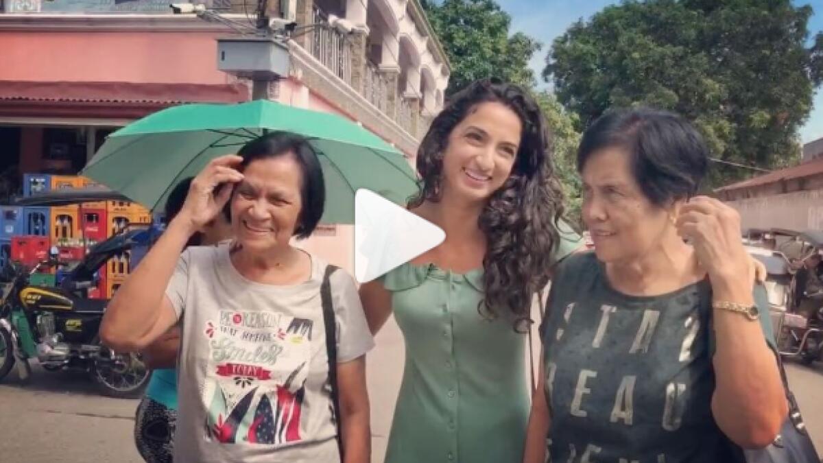 Video: Saudi woman travels to Philippines to see off two retired nannies after 36 years 
