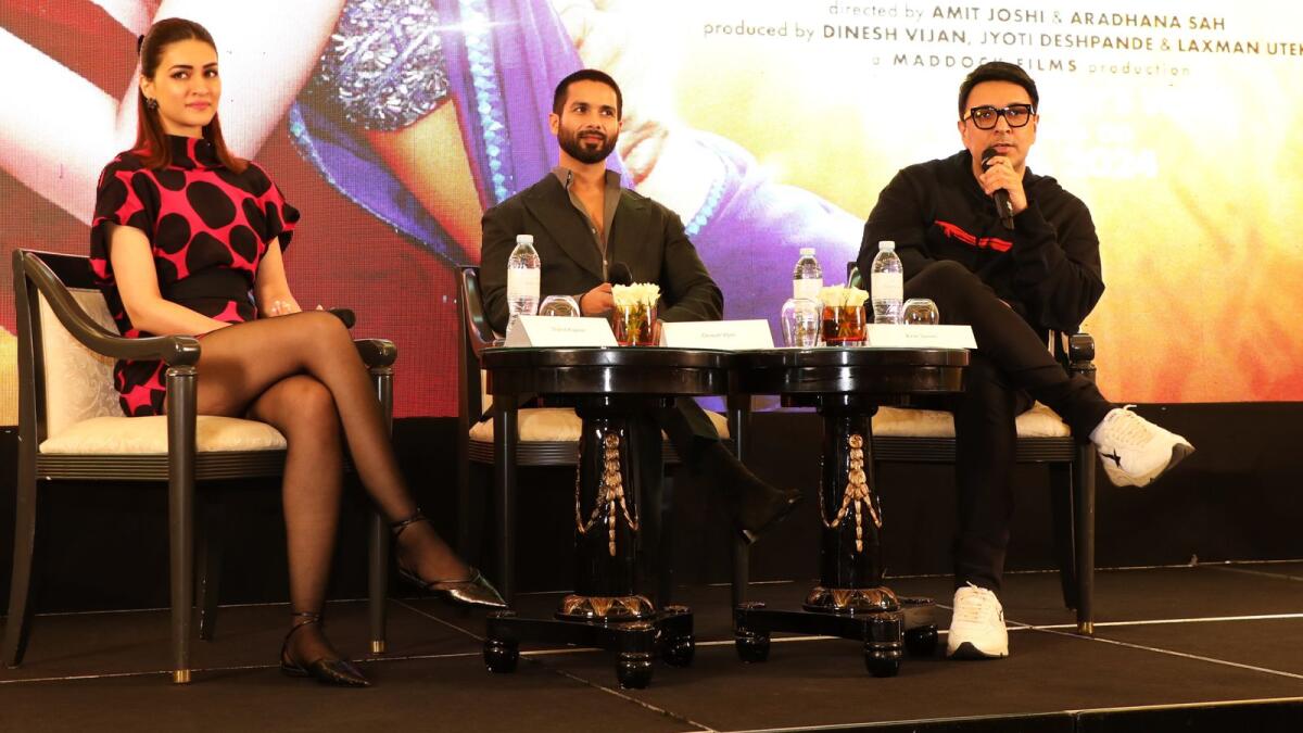Kriti Sanon, Shahid Kapoor, and Dinesh Vijan