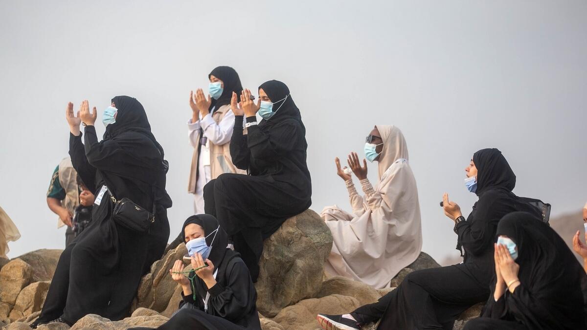 Masked, pilgrims, Haj 2020, scaled, Saudi Arabia's Mount Arafat, coronavirus, Covid-19
