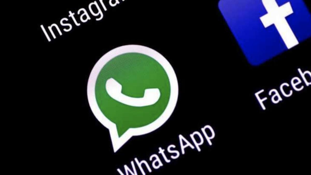 Man kills wife for excessive use of Facebook, WhatsApp