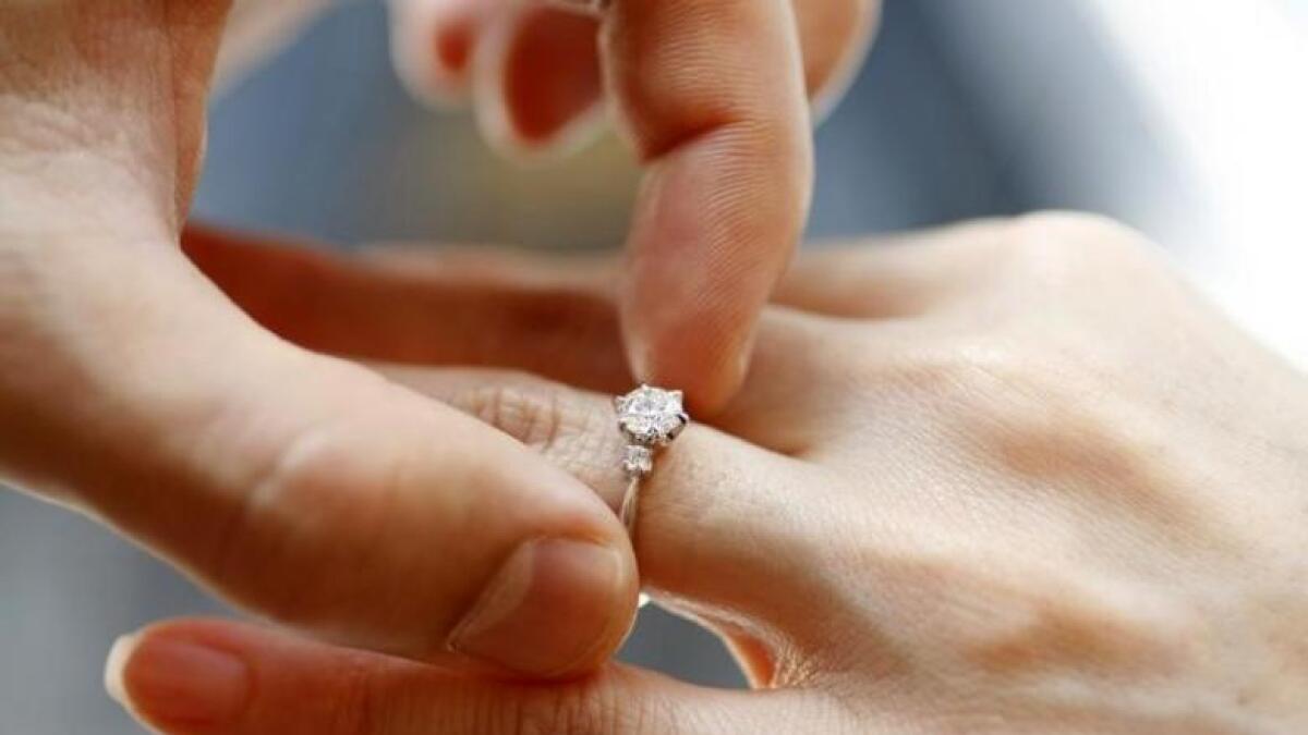 Man requests fatwa allowing him to marry his fiance to friend