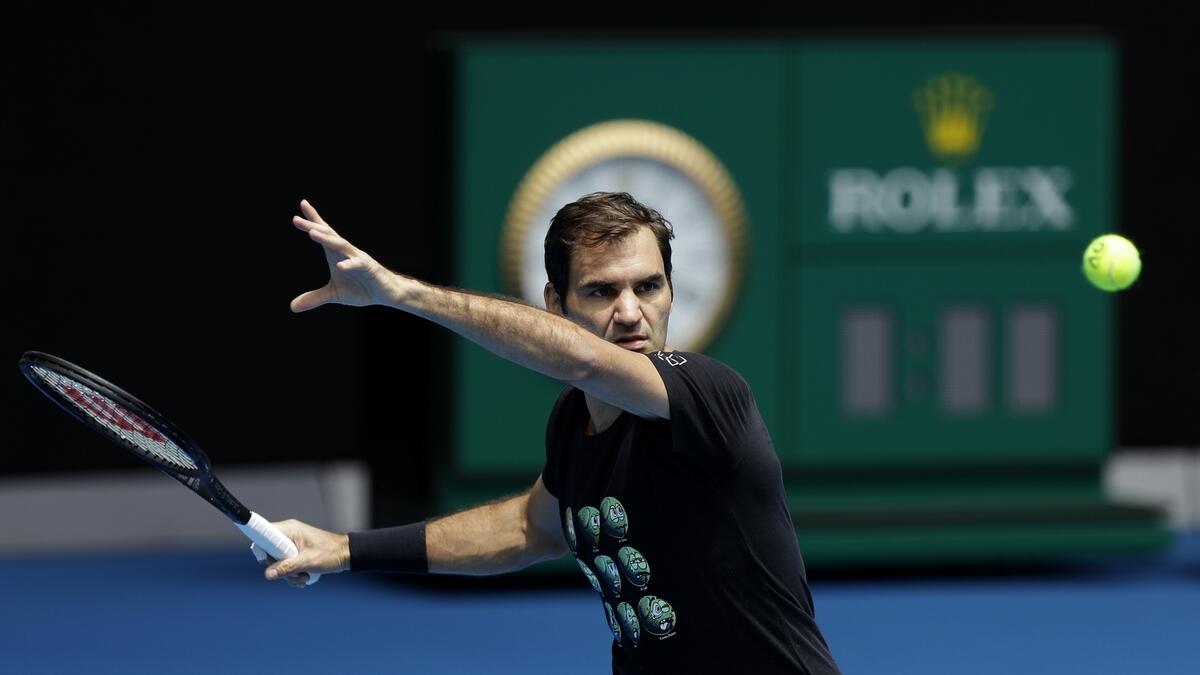 Federer in right space as open rivals play catch up