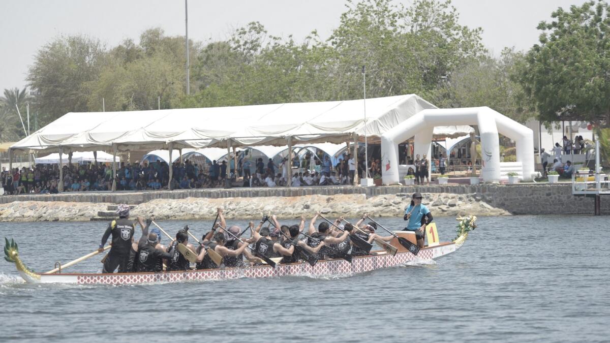 Thrill seekers, flock to RAK dragon boat race