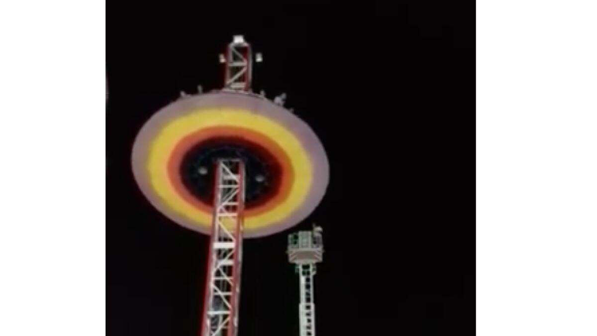 Video: 40 people stuck mid-air in merry-go-round in India, rescued