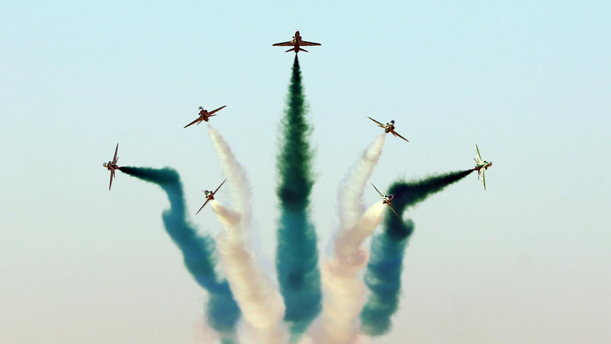 Saudi Hawks make up the colours of the Saudi flag at the Al Ain Air Championship