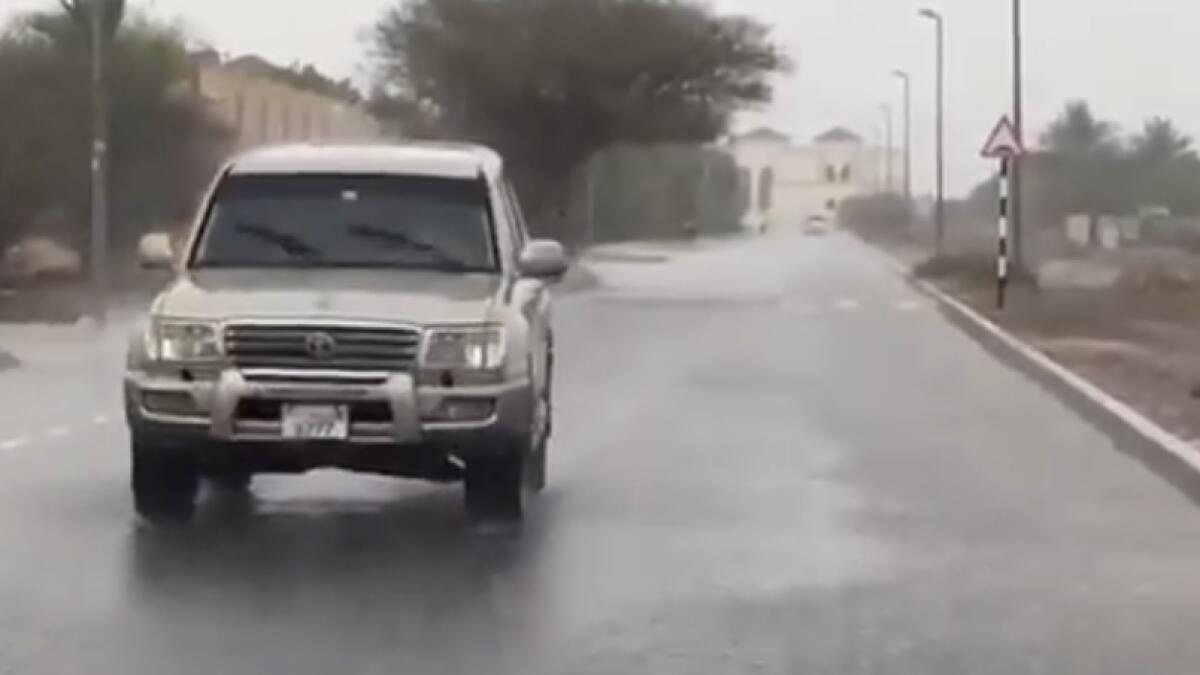 Video: Heavy rains lash parts of UAE