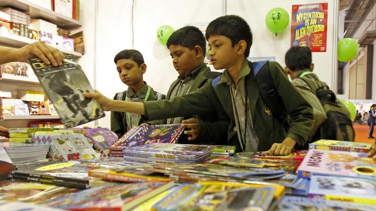 Sultan grants Dh4m to enrich Sharjahs libraries