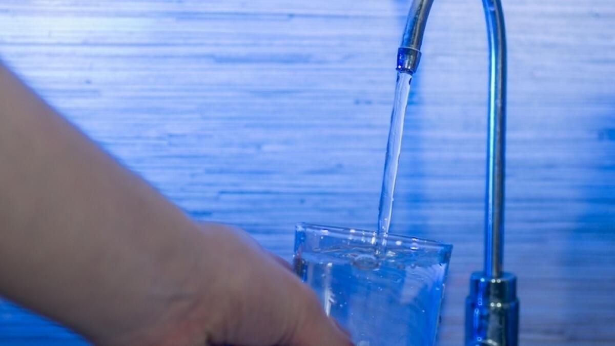 free tap water, dubai, dubai municipality, dubai laws