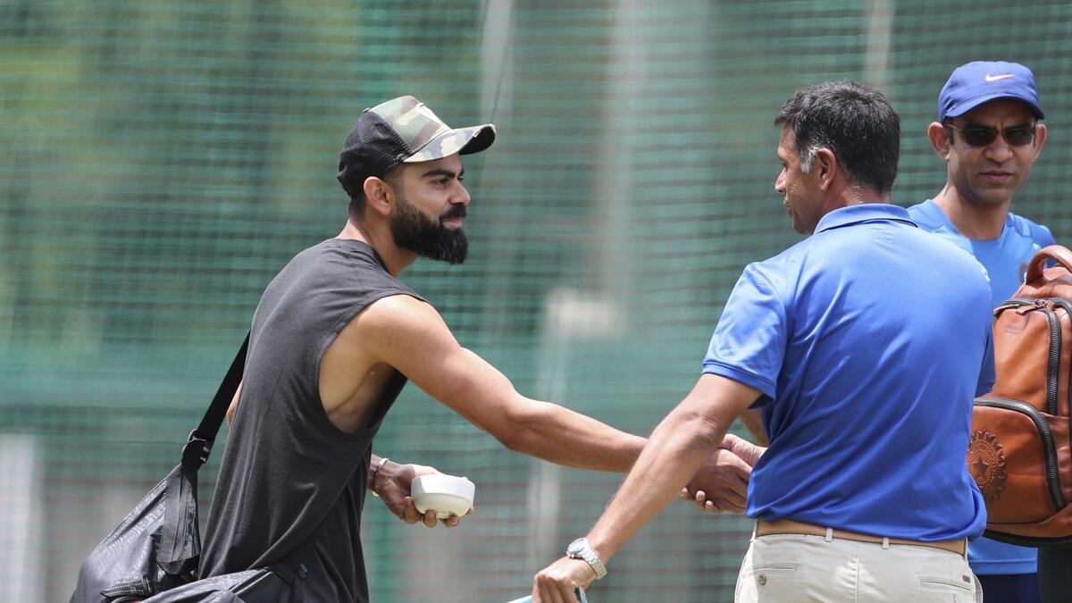 Dravid spends time with Indian players ahead of third T20I