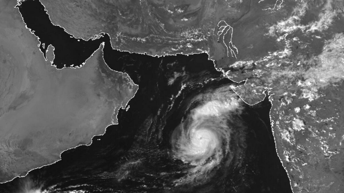 Arabian Sea, cyclone, Cyclone Maha, UAE, NCM