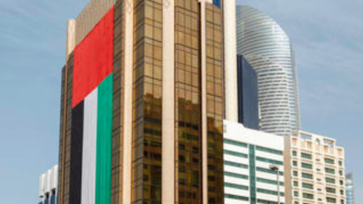UAE authority urges residents to replace worn out flags