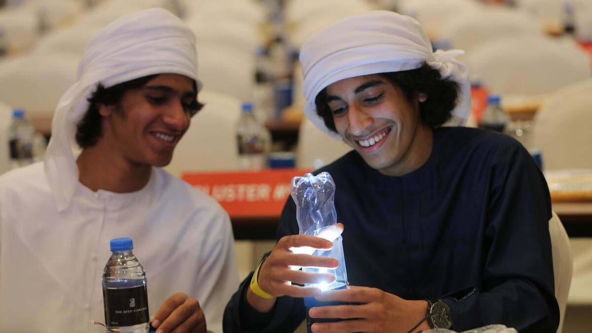 UAE students set world record, assemble solar lamps in 30 minutes