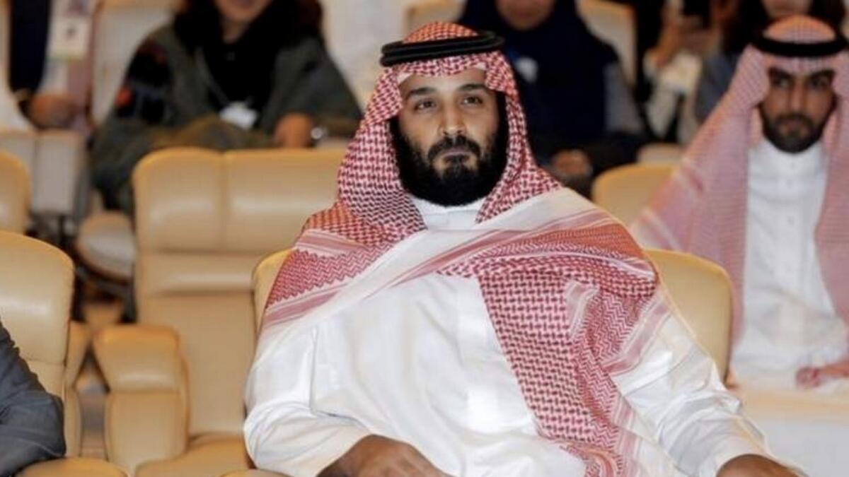 Saudi starts graft probe of detained princes, top officials