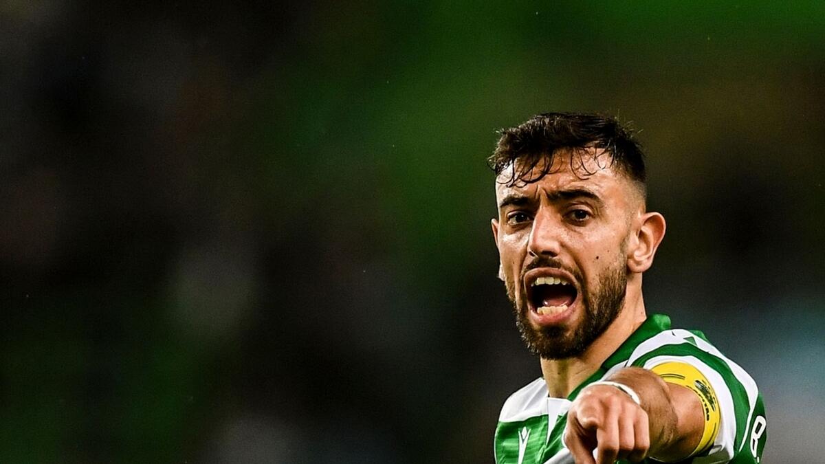 Bruno Fernandes completes move to Manchester United