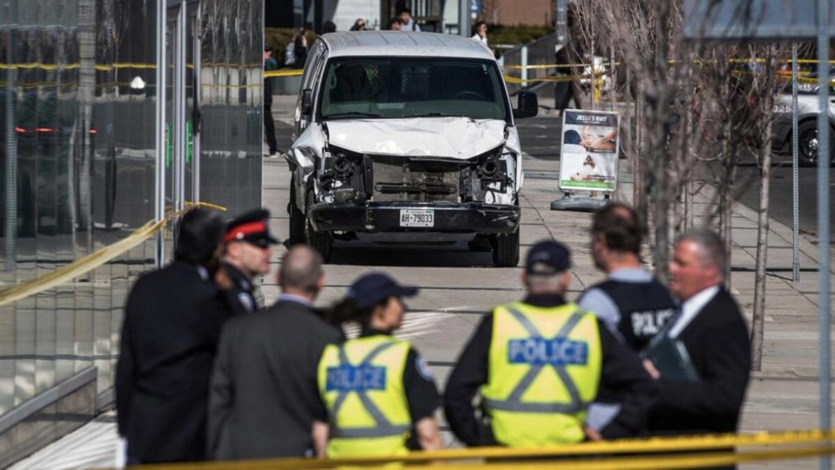 10 dead, 15 injured as van runs over pedestrians in Toronto