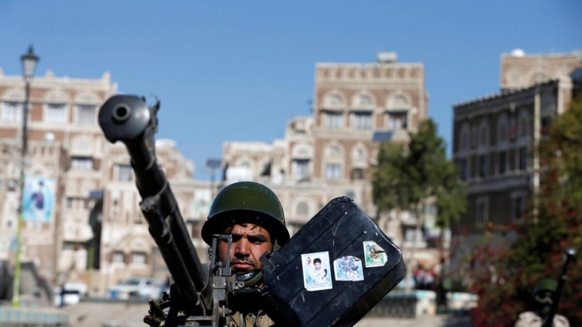 68 killed in battles near Yemens strategic strait
