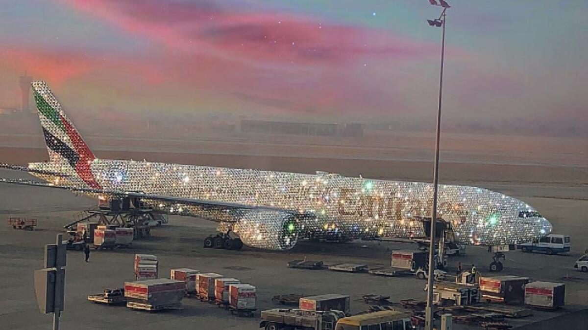 Shine bright like a diamond: Emirates plane dazzles