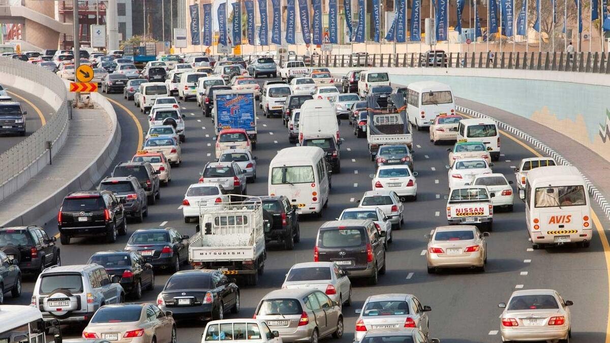 Heavy traffic, accident delay drivers on UAE roads