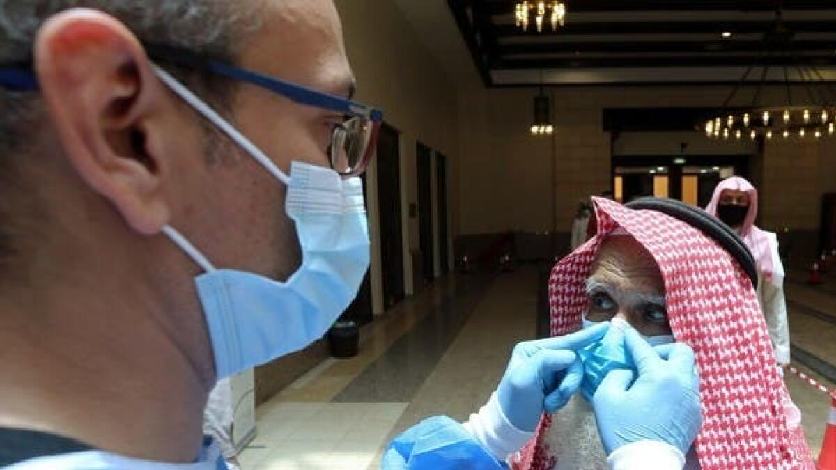 Coronavirus, Saudi Arabia, reports, 987, new Covid-19 cases, 1,038 recoveries,