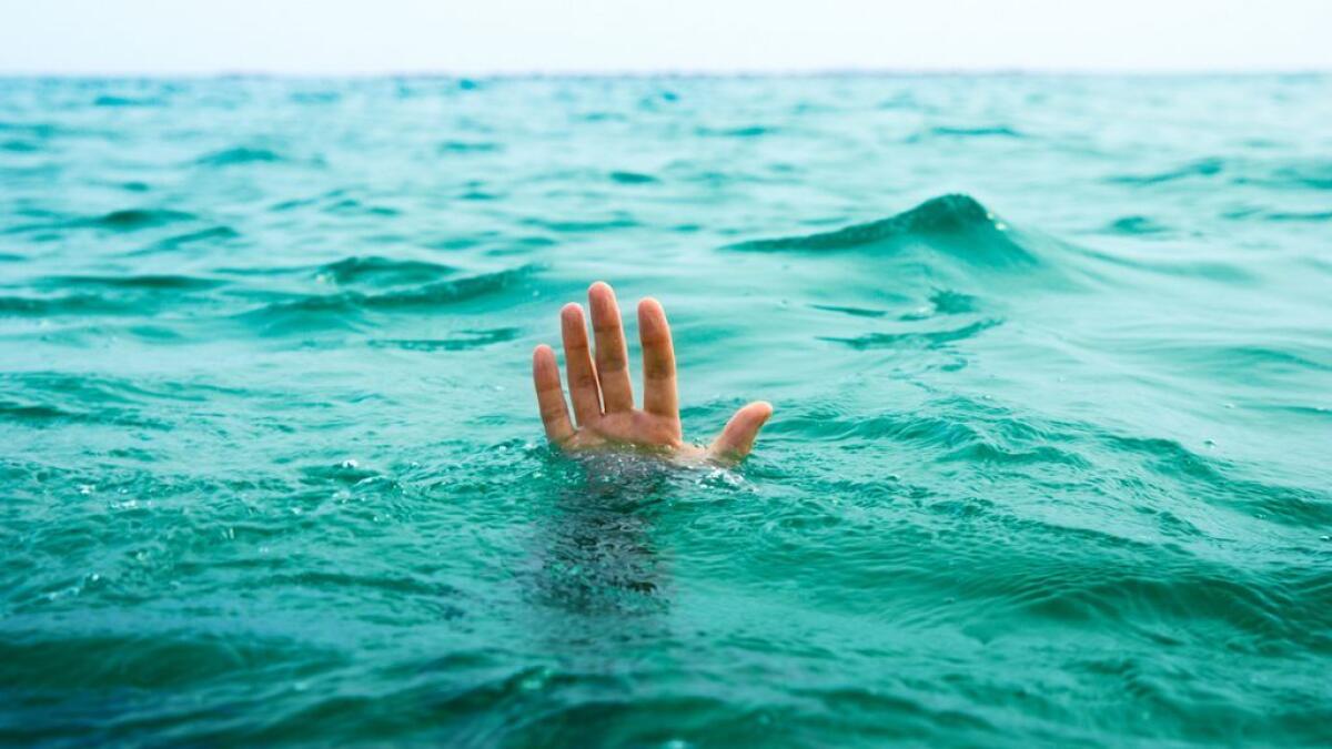 Paramedics revive Dubai girl who almost drowned