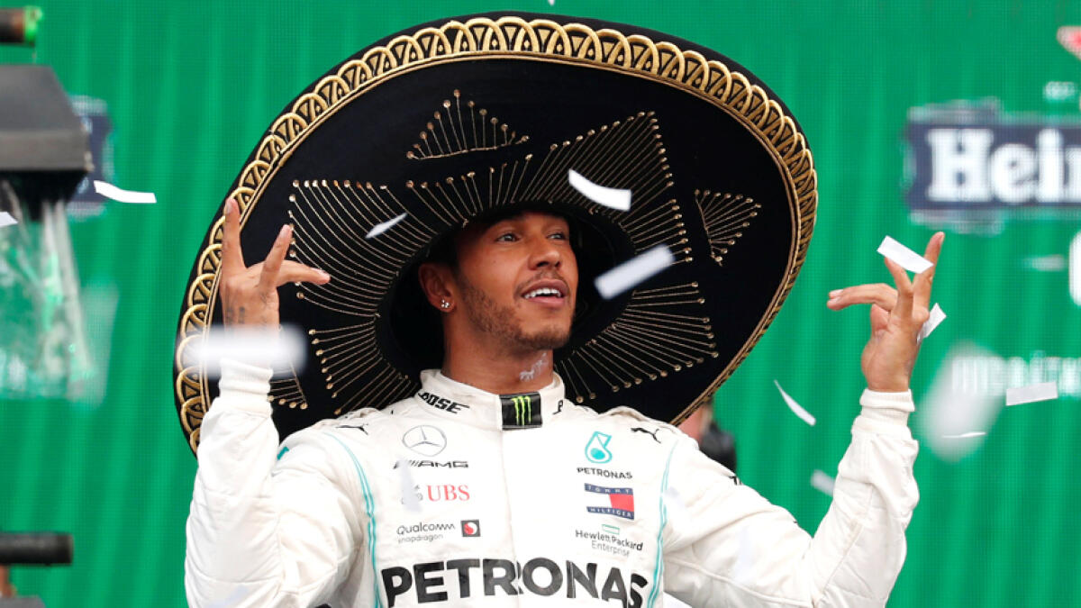 Hamilton hopes to avoid hit-man Verstappen in Texas showdown