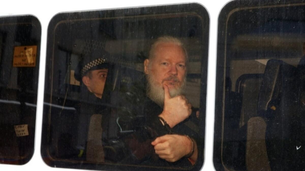 UK signs Julian Assanges US extradition papers