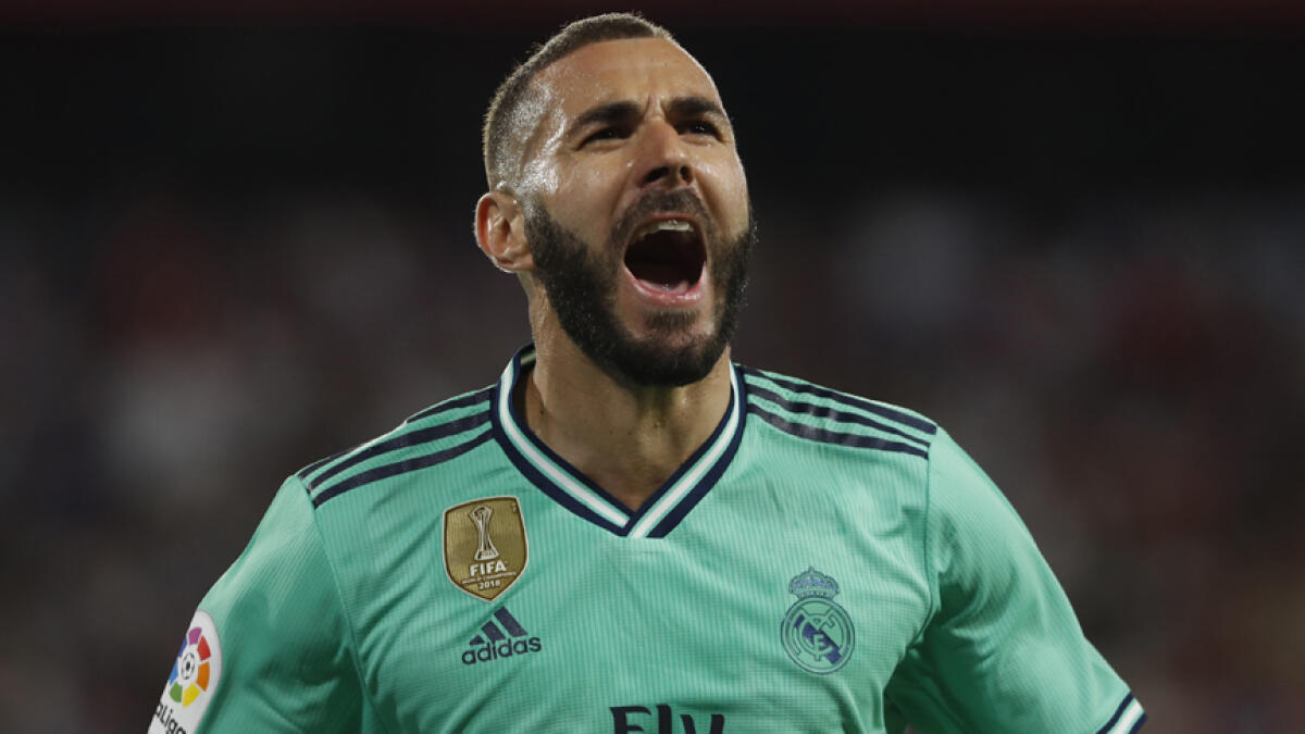 Benzema header breathes life back into Real Madrid