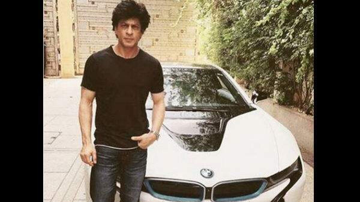 WATCH: Shah Rukh Khans new BMW i8 stopped by crazy fan