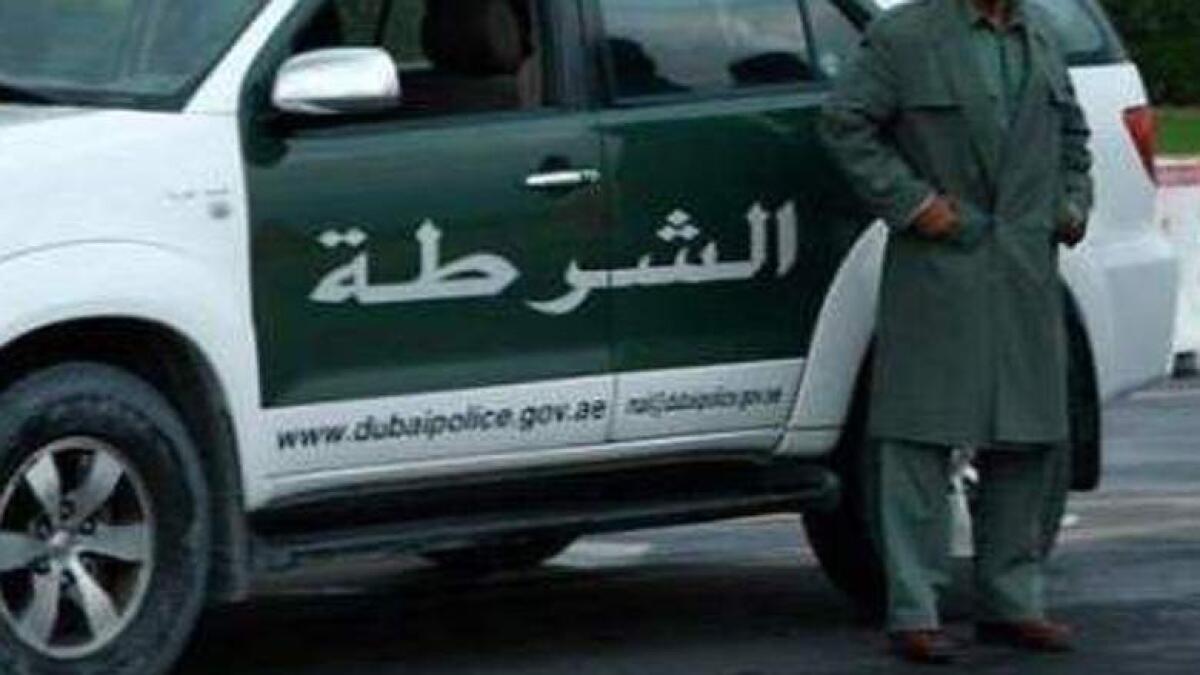Man slams car door on Dubai cops hand, drives over his foot