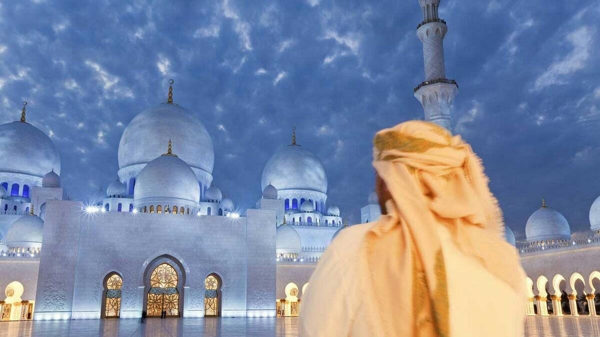 Coronavirus, UAE, Friday prayers, mosques, restricted, 15 minutes, gatherings, churches 