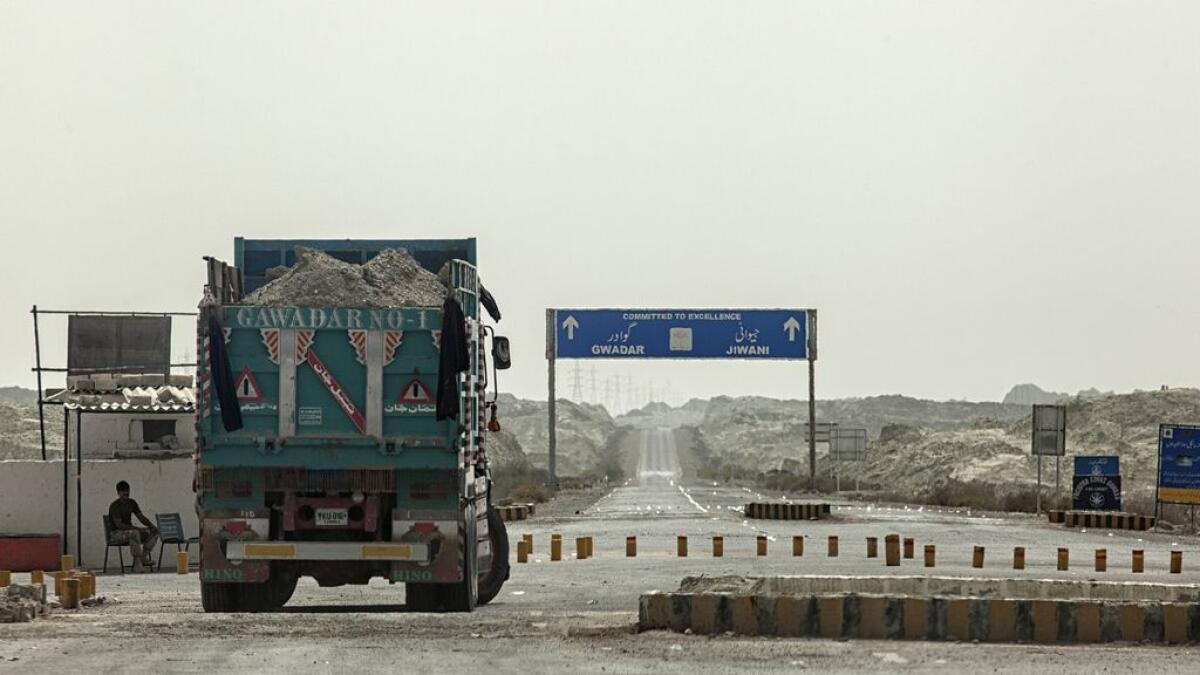 Pakistan bids to draw Kuwait investors with high returns