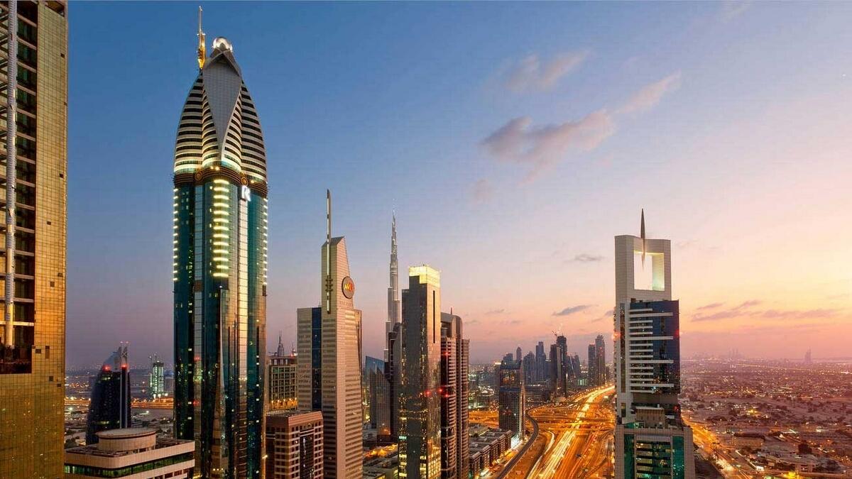 Dubai, issues, advertising, regulations, UAE executives, hail 