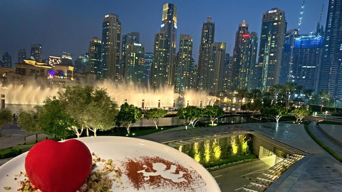 The perfect sharing dessertOverlooking the spectacular Burj Khalifa and the stunning Dubai Mall Dancing Fountain, Todd English Food Hall is offering a 4-course set menu for two at Dhs300. The romantic dinner includes grilled octopus or smoked bay scallops as starters, followed by rabbit medallion or calm mussels, and the choice of steak N’ shrimp main course and sharing White Chocolate Heart cheesecake dessert. Delish!