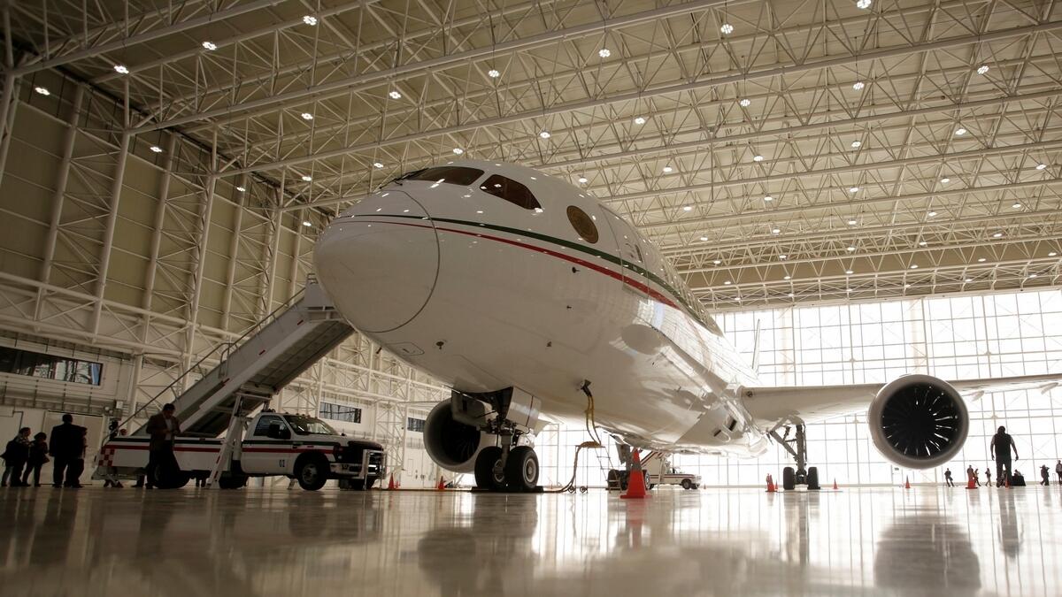 Mexicos presidential jet to be put up for sale