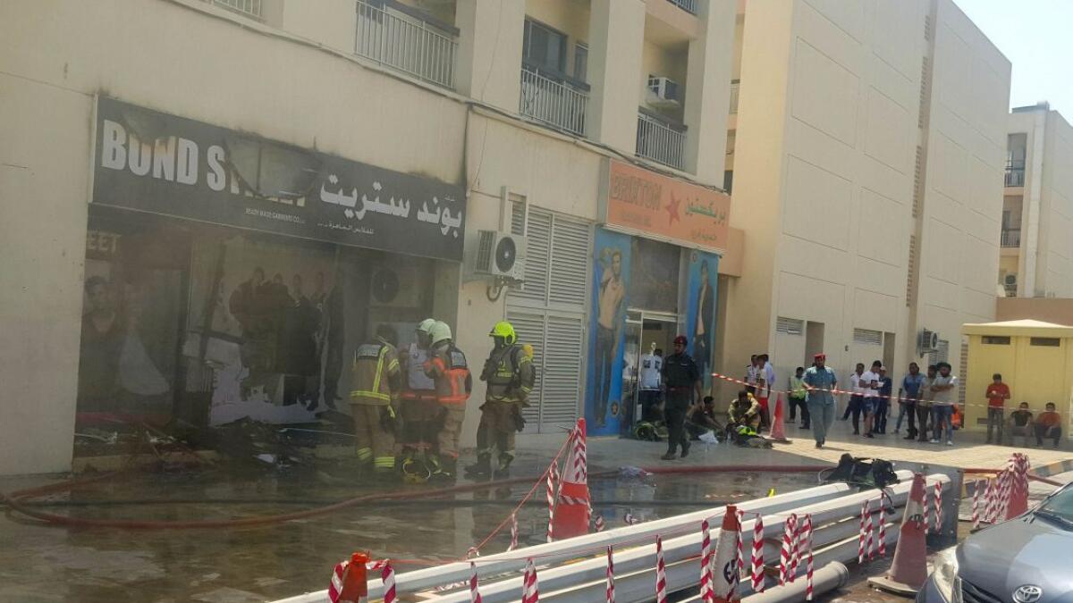 Video: Textiles shop gutted in Dubais Karama fire