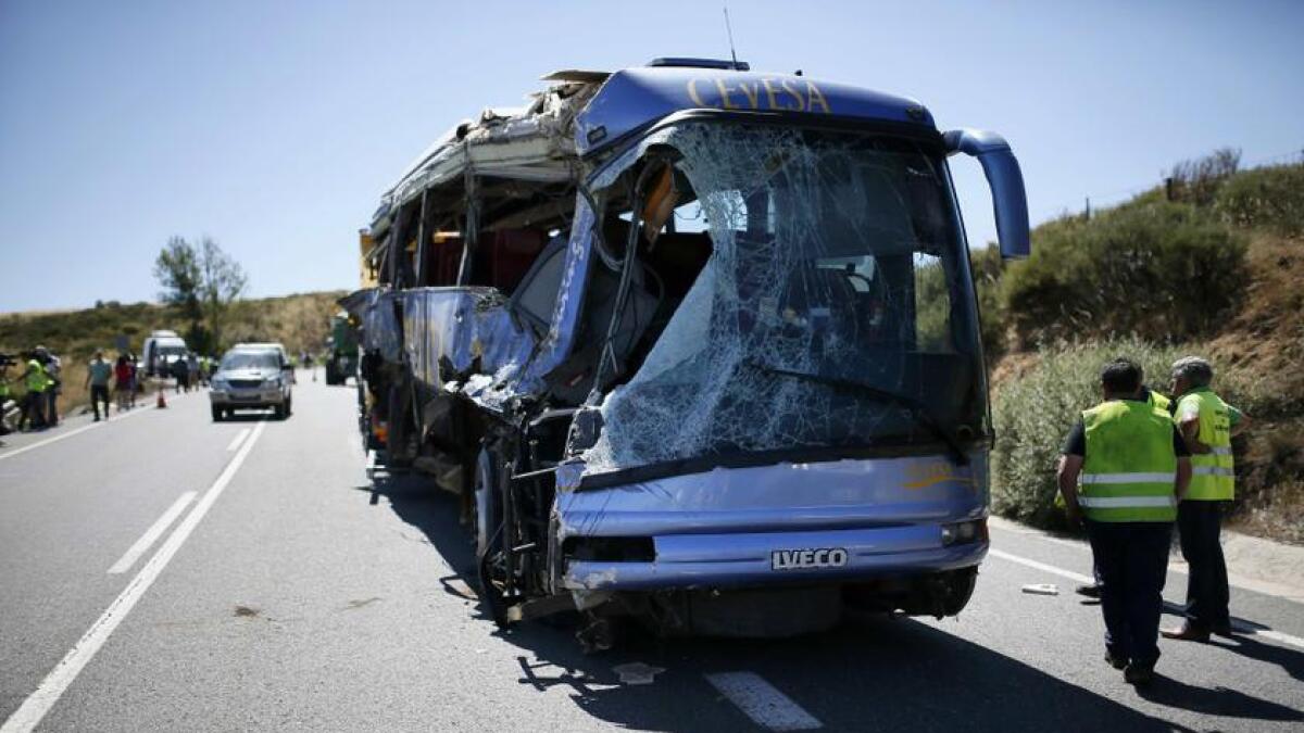 14 killed in bus-truck collision in Egypt