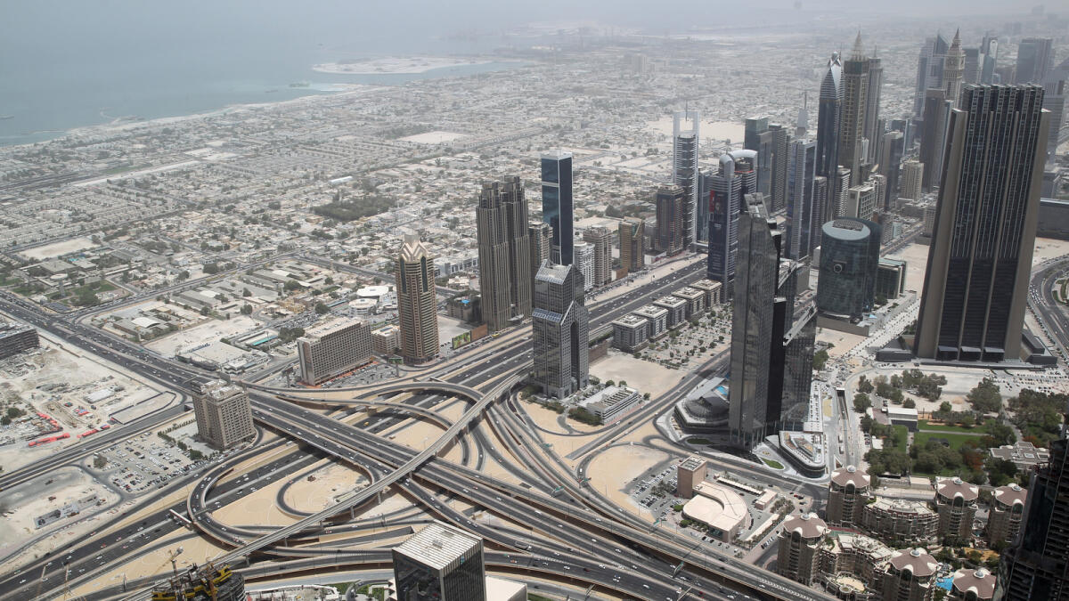 Dubai brokerage firm goes bust